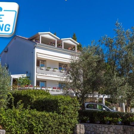 Ivan & Anka Apartments Bojko Selce Eksteriør bilde