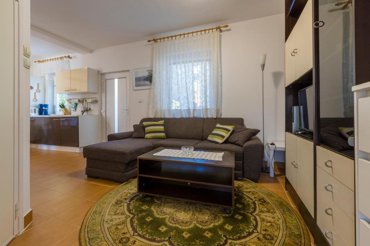 Ivan & Anka Apartments Bojko Selce Eksteriør bilde