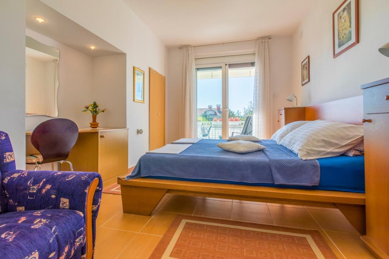 Ivan & Anka Apartments Bojko Selce Eksteriør bilde