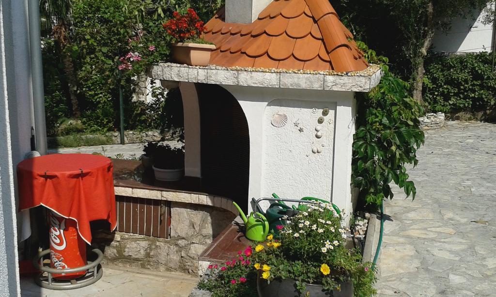 Ivan & Anka Apartments Bojko Selce Eksteriør bilde