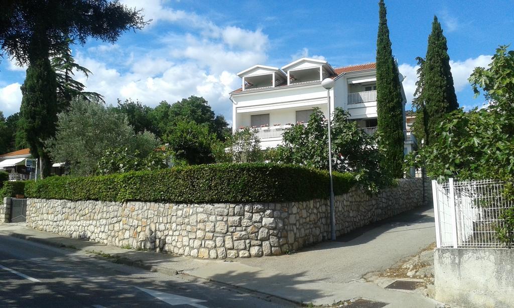 Ivan & Anka Apartments Bojko Selce Eksteriør bilde
