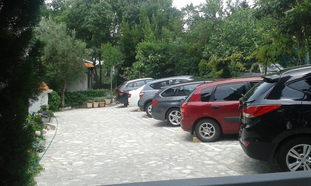 Ivan & Anka Apartments Bojko Selce Eksteriør bilde