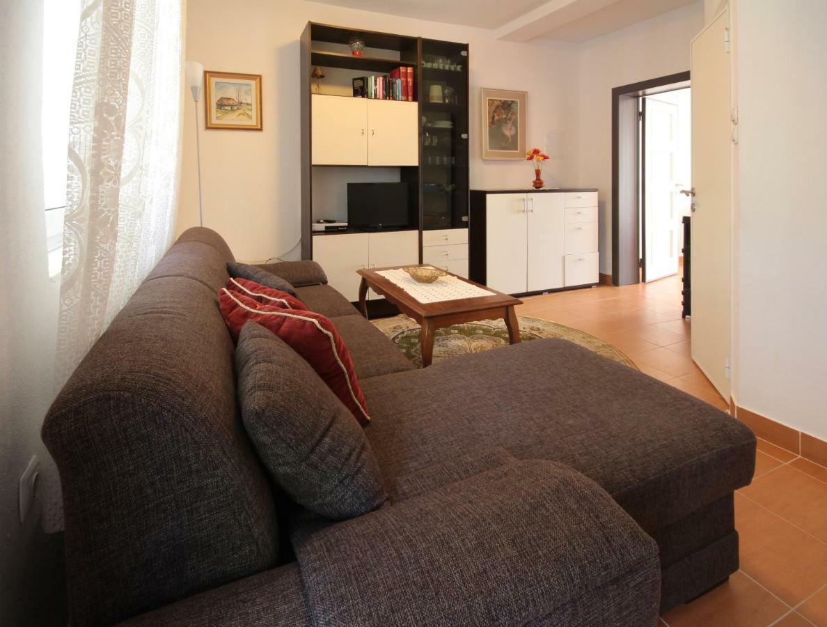 Ivan & Anka Apartments Bojko Selce Eksteriør bilde