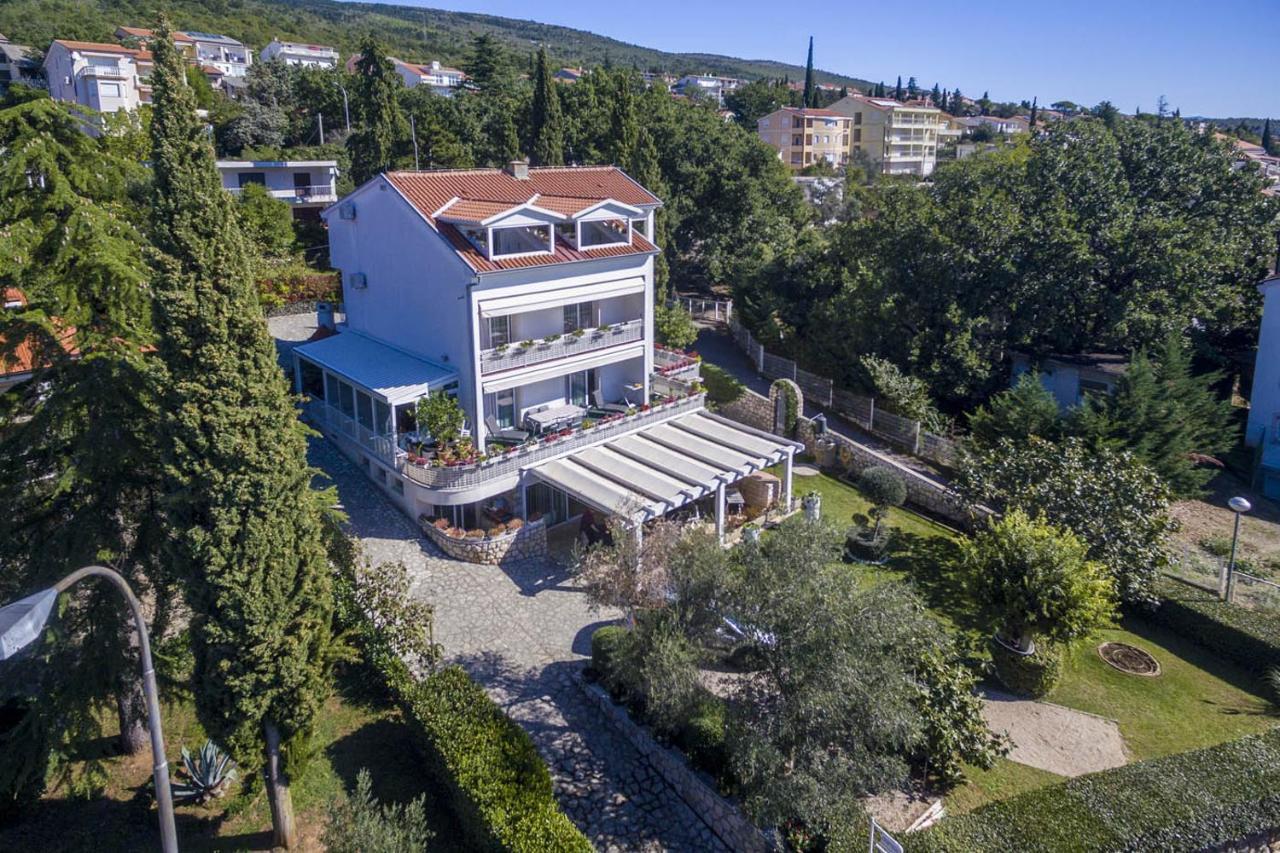 Ivan & Anka Apartments Bojko Selce Eksteriør bilde