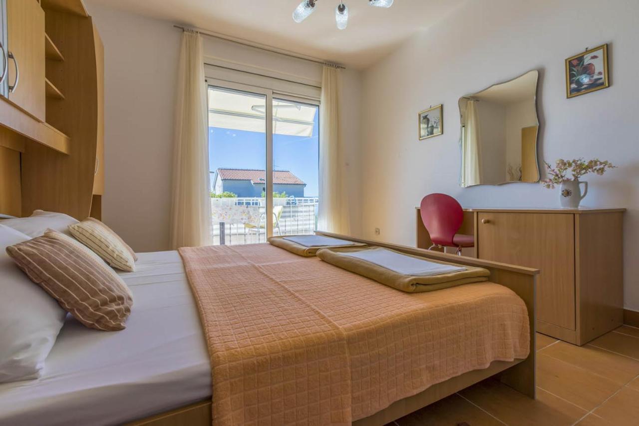 Ivan & Anka Apartments Bojko Selce Eksteriør bilde