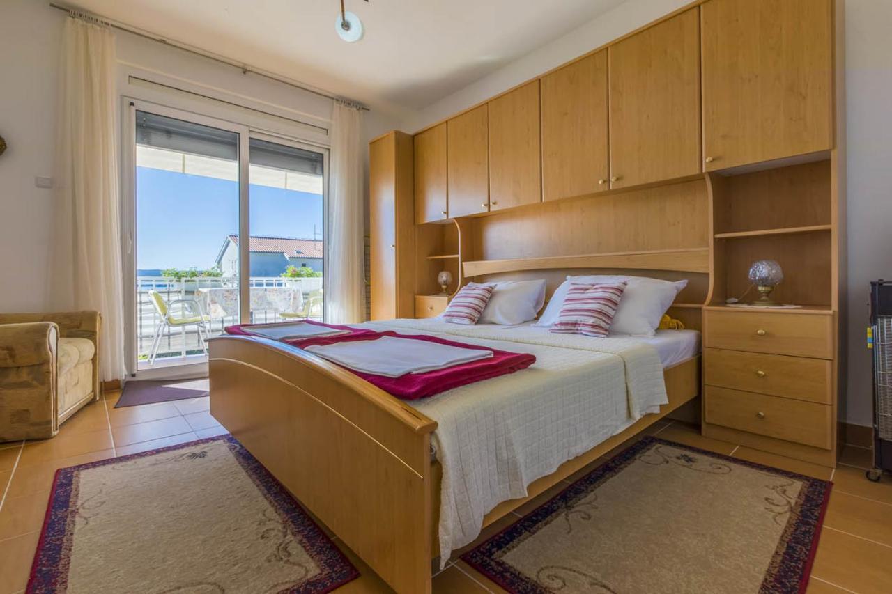 Ivan & Anka Apartments Bojko Selce Eksteriør bilde